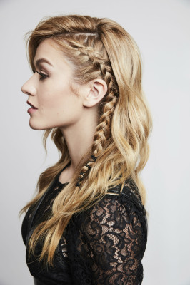 Katherine McNamara- 2019 Winter TCA Portraits 