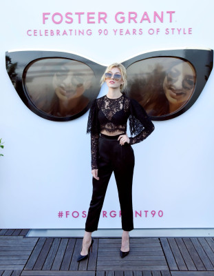 Katherine McNamara pic #1238111