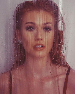 Katherine McNamara-Photoshoot, January 2022