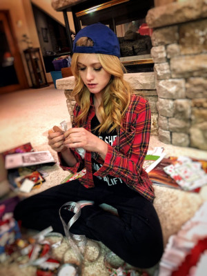 Katherine McNamara pic #1128070