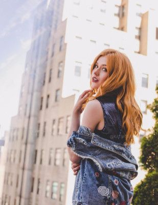 Katherine McNamara pic #970520