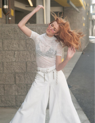 Katherine McNamara pic #1059568