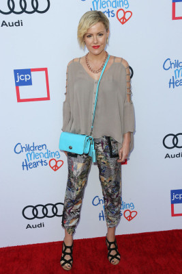 photo 28 in Kathleen Robertson gallery [id643662] 2013-06-23 00:00:00