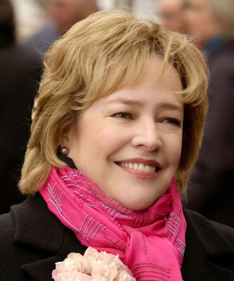 photo 4 in Kathy Bates gallery [id211076] 2009-11-20 00:00:00