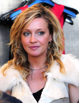Katie Cassidy pic #498995