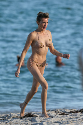 Katie Cassidy pic #1112738