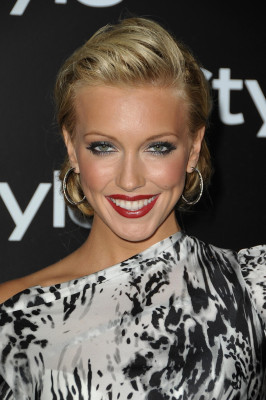Katie Cassidy pic #198923