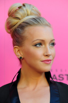 Katie Cassidy pic #200669