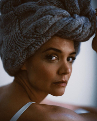 Katie Holmes by Kat Irlin // 2021