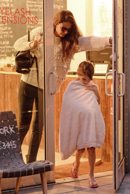 photo 9 in Katie Holmes gallery [id664169] 2013-09-19 00:00:00