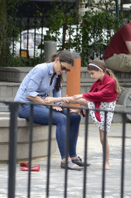 Katie Holmes pic #589466