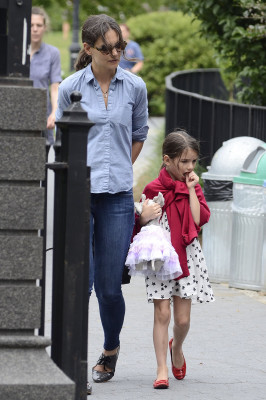 Katie Holmes pic #589465