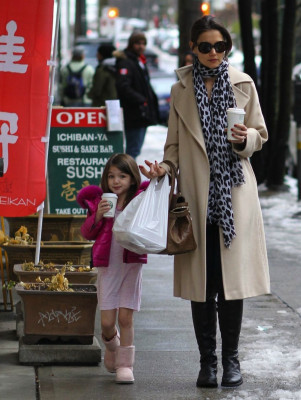 Katie Holmes pic #367204