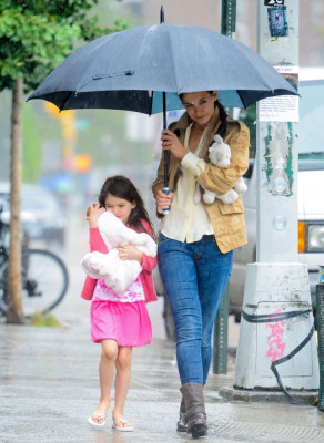 Katie Holmes pic #541470