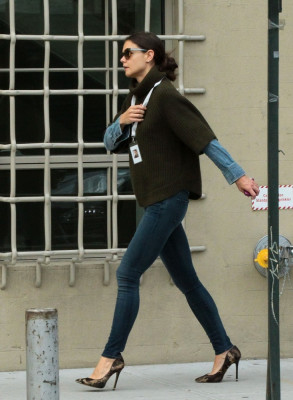 photo 28 in Katie Holmes gallery [id674504] 2013-10-29 00:00:00