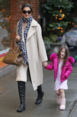 Katie Holmes pic #373931