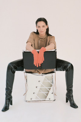 Katie Holmes by Bec Parsons for Vogue Australia // 2020