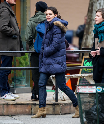 Katie Holmes pic #600094