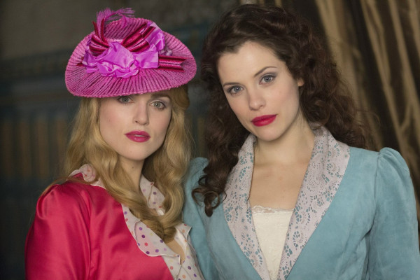 Katie McGrath pic #676031