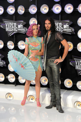 photo 16 in Katy Perry gallery [id429964] 2011-10-19 00:00:00