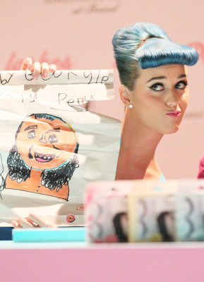 photo 14 in Katy Perry gallery [id492755] 2012-04-06 00:00:00