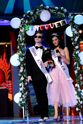 photo 11 in Katy Perry gallery [id284371] 2010-08-10 00:00:00