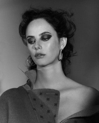 Kaya Scodelario-«FLAUNT» 2021.