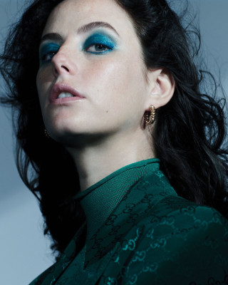 Kaya Scodelario-«FLAUNT» 2021.