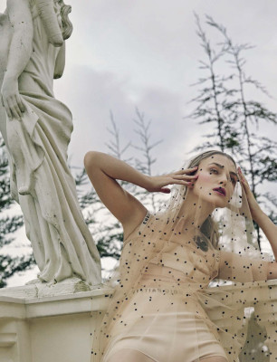 KEIRA KNIGHTLEY - VOGUE ITALIA APRIL 2017