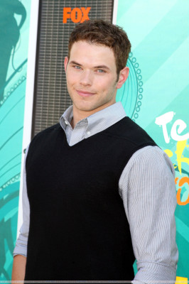 Kellan Lutz pic #283744