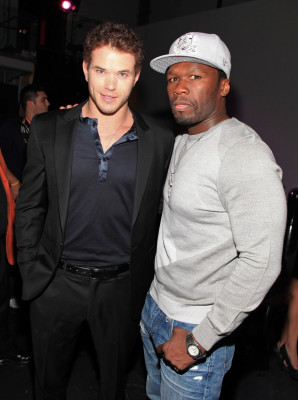 photo 15 in Kellan Lutz gallery [id315338] 2010-11-18 00:00:00