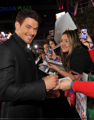 Kellan Lutz pic #450815