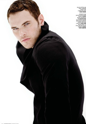 Kellan Lutz pic #292226