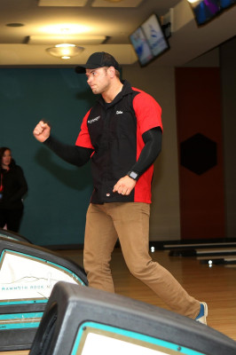 Kellan Lutz pic #1042255