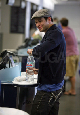 Kellan Lutz pic #513922