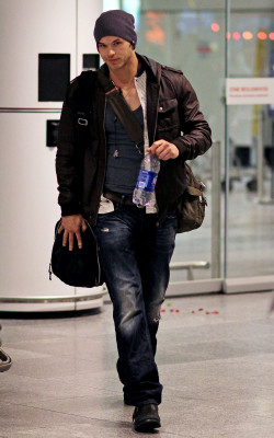 Kellan Lutz pic #284525