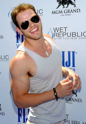 Kellan Lutz pic #284522