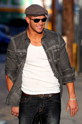 Kellan Lutz pic #259335