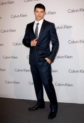 Kellan Lutz pic #280088