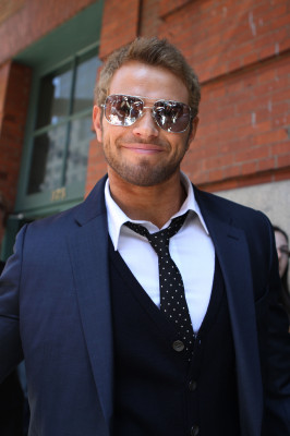 Kellan Lutz pic #513918