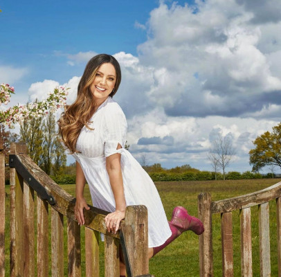 Kelly Brook - OK Magazine (May 2021)