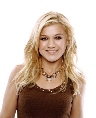 Kelly Clarkson pic #353021
