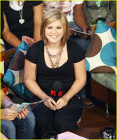 Kelly Clarkson pic #141298