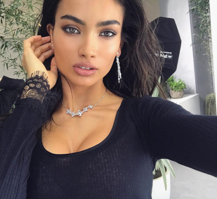 Kelly Gale pic #1024042
