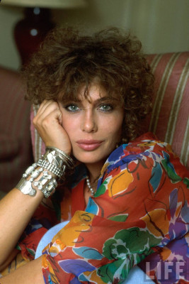 Kelly LeBrock pic #440370