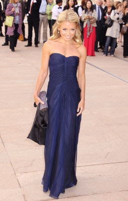 photo 16 in Kelly Ripa gallery [id226657] 2009-12-24 00:00:00