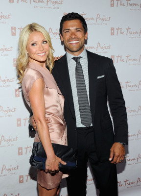 photo 25 in Kelly Ripa gallery [id279024] 2010-07-20 00:00:00