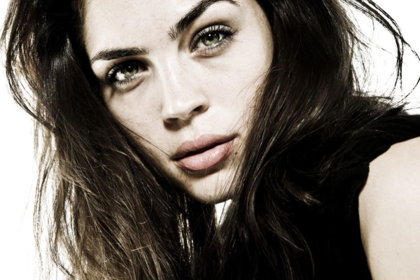 Kelly Thiebaud pic #522102