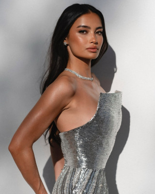 Kelsey Merritt by Tom Newton