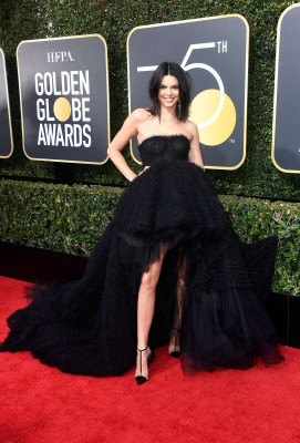 Kendall Jenner – 2018 Golden Globe Awards in Beverly Hills
